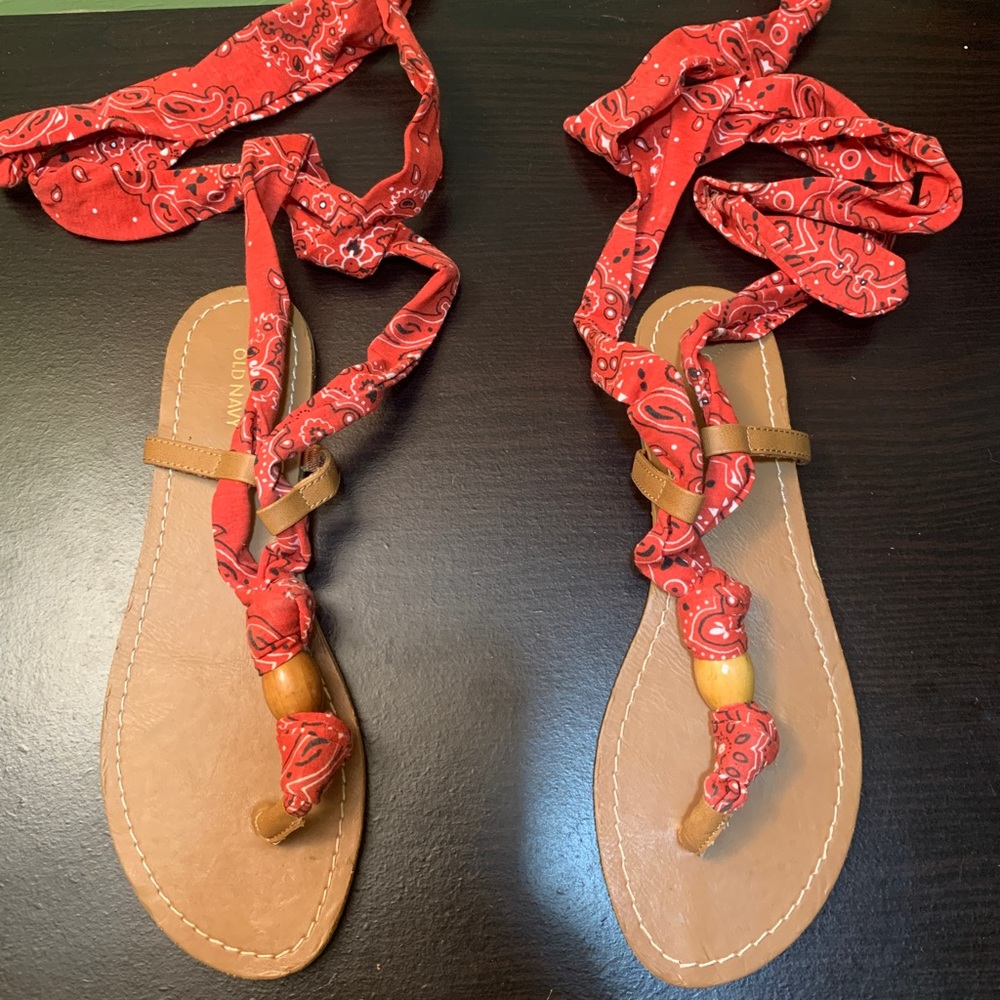 Old navy sandals Brand new without tags women size 7